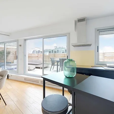 Appartamento A C 2p With Terrace And View Of Parigi